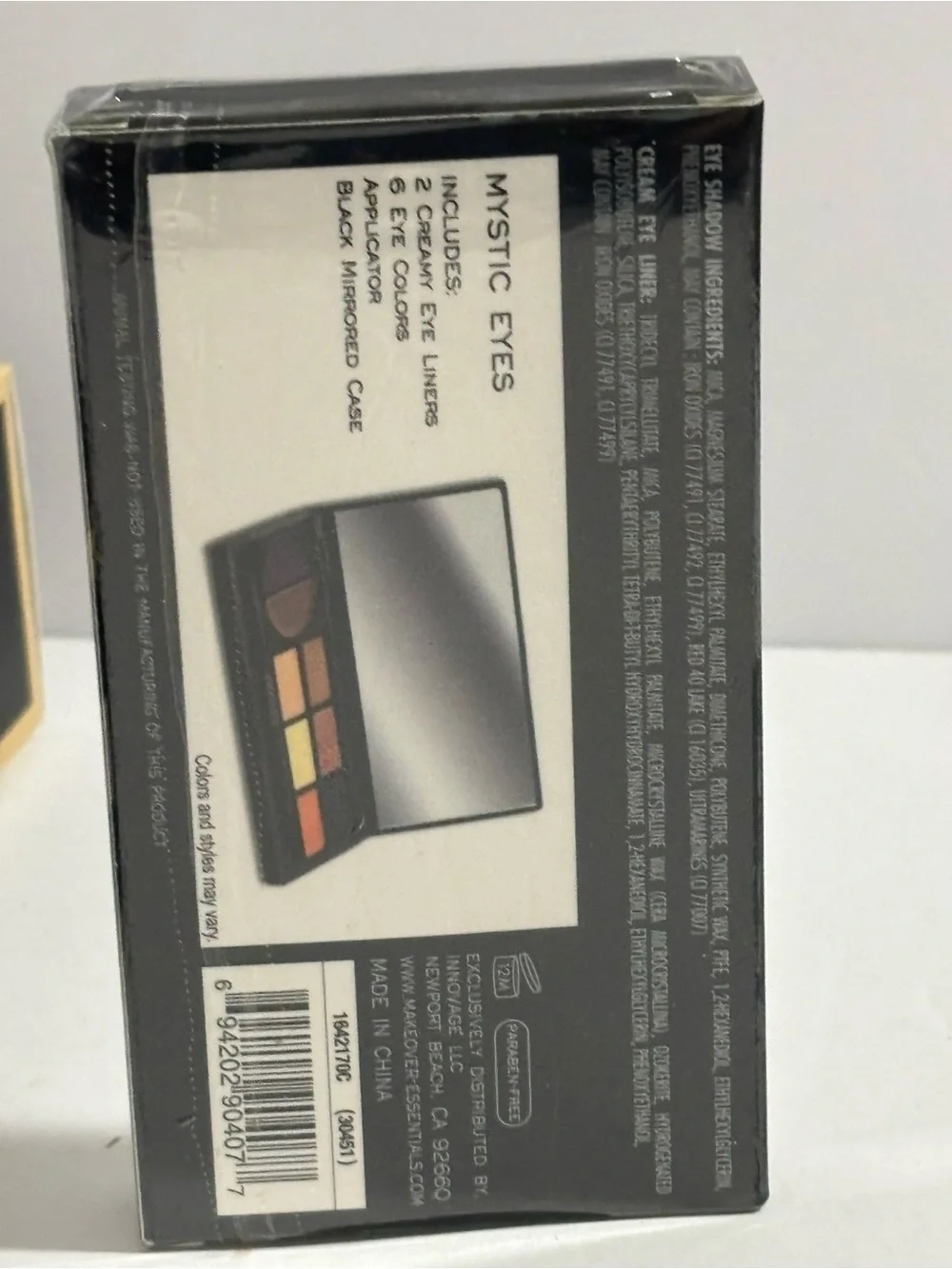 ME Makeover Essentials Mystic Eyes Eyeshadow Compact - Black & Silver Accents
